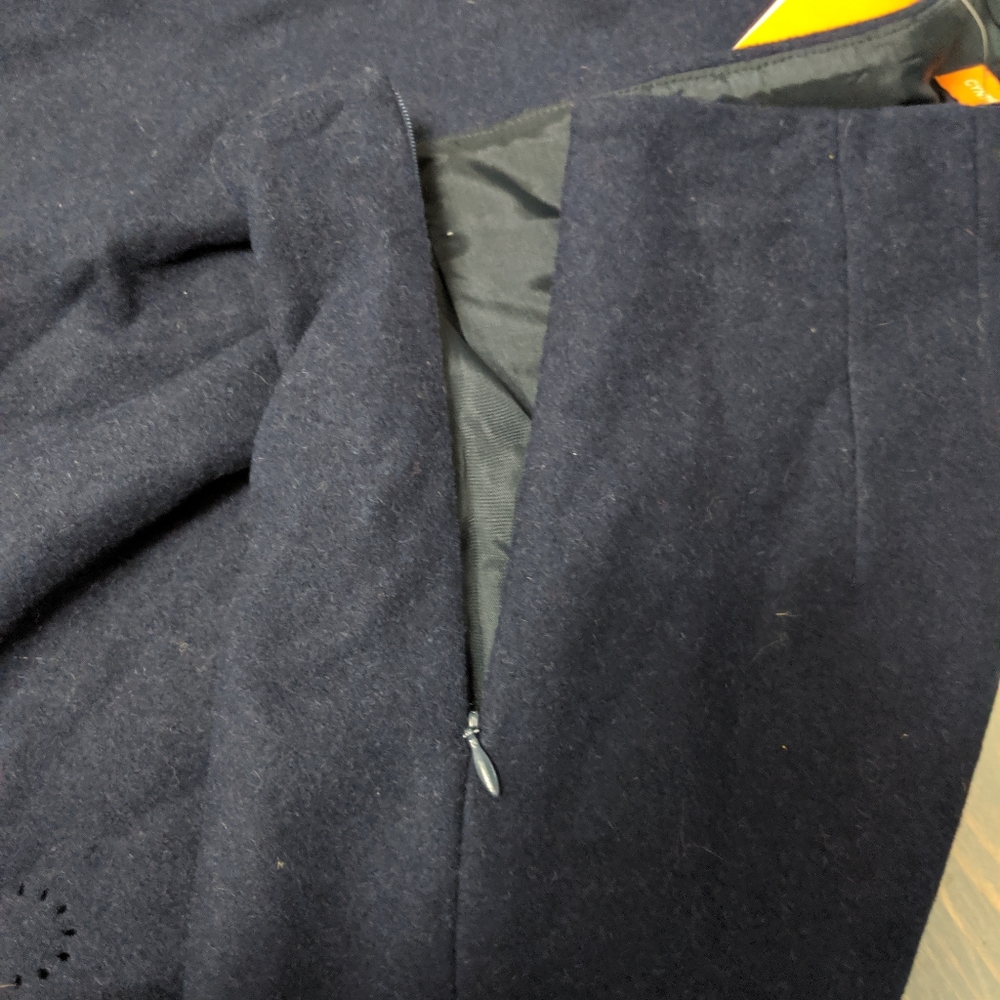 NWT Cynthia Steffe Wool Eyelet Skirt | Navy Blue | Scalloped Hem | Size 12 - Picture 3 of 8